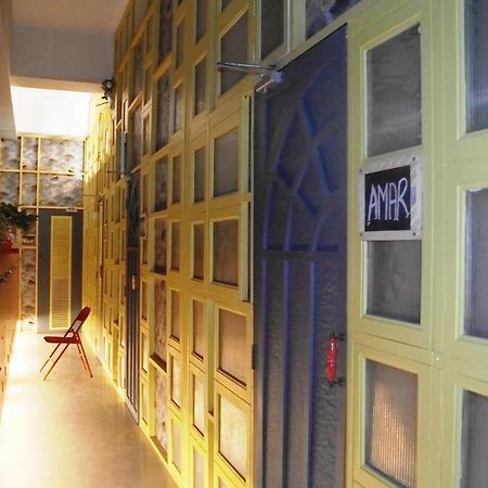 Salaam Namastey Backpackers Hostel Mumbai Exterior photo
