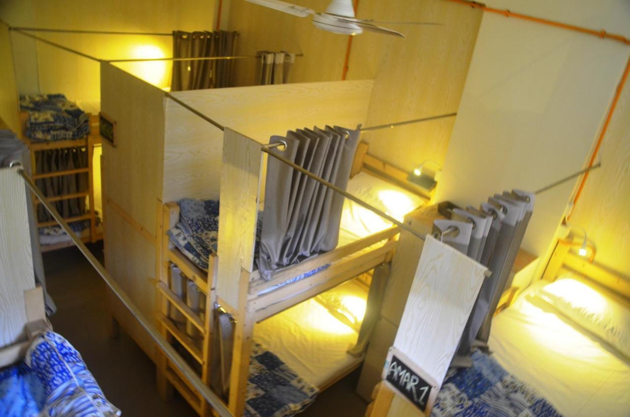 Salaam Namastey Backpackers Hostel Mumbai Exterior photo
