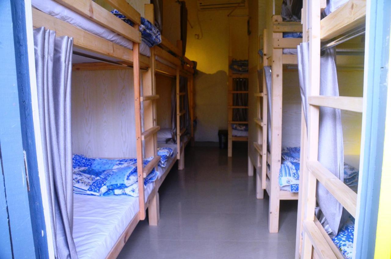 Salaam Namastey Backpackers Hostel Mumbai Exterior photo